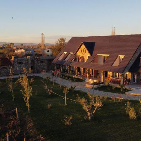 Lahuta E Vjeter Agroturizem Hotel Lac Екстериор снимка