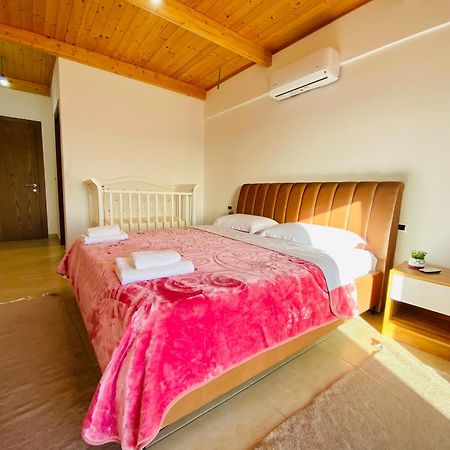 Lahuta E Vjeter Agroturizem Hotel Lac Екстериор снимка